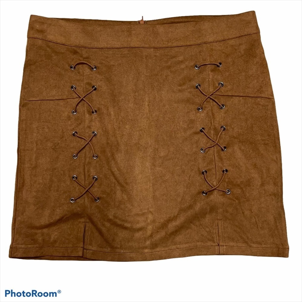 Mangopop Faux Suede Laced Mini Skirt NWT L